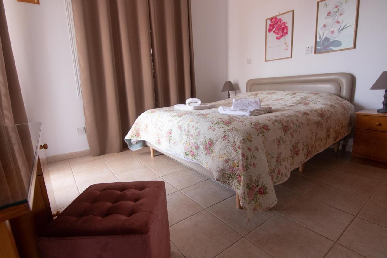 Amelia Two Bedroom Apartment - 202 Paphos Exterior photo